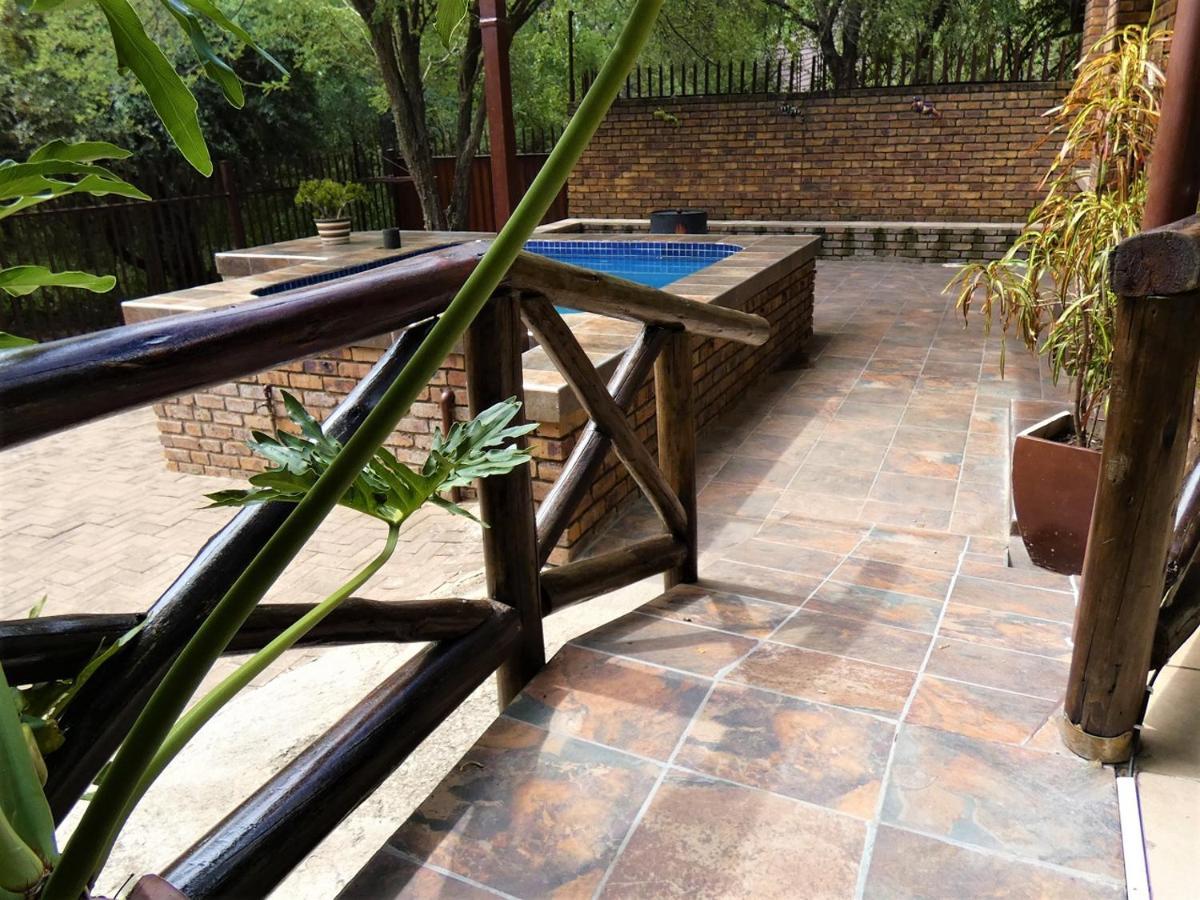 Weltevrede Lodge - Self Catering Houses Marloth Park Esterno foto