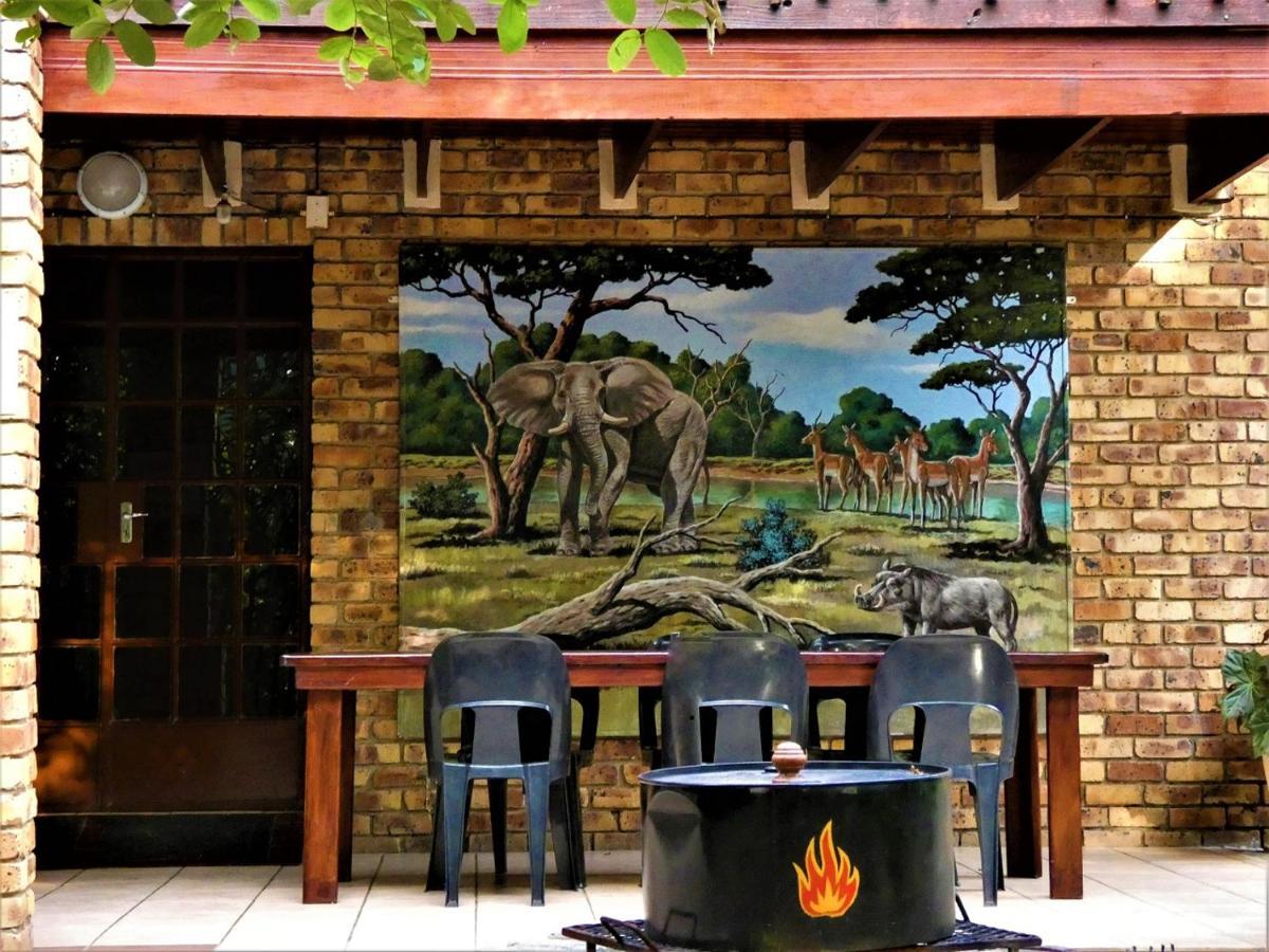 Weltevrede Lodge - Self Catering Houses Marloth Park Esterno foto