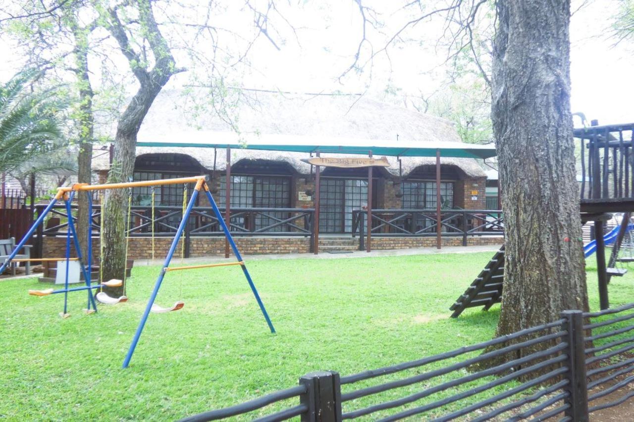 Weltevrede Lodge - Self Catering Houses Marloth Park Esterno foto